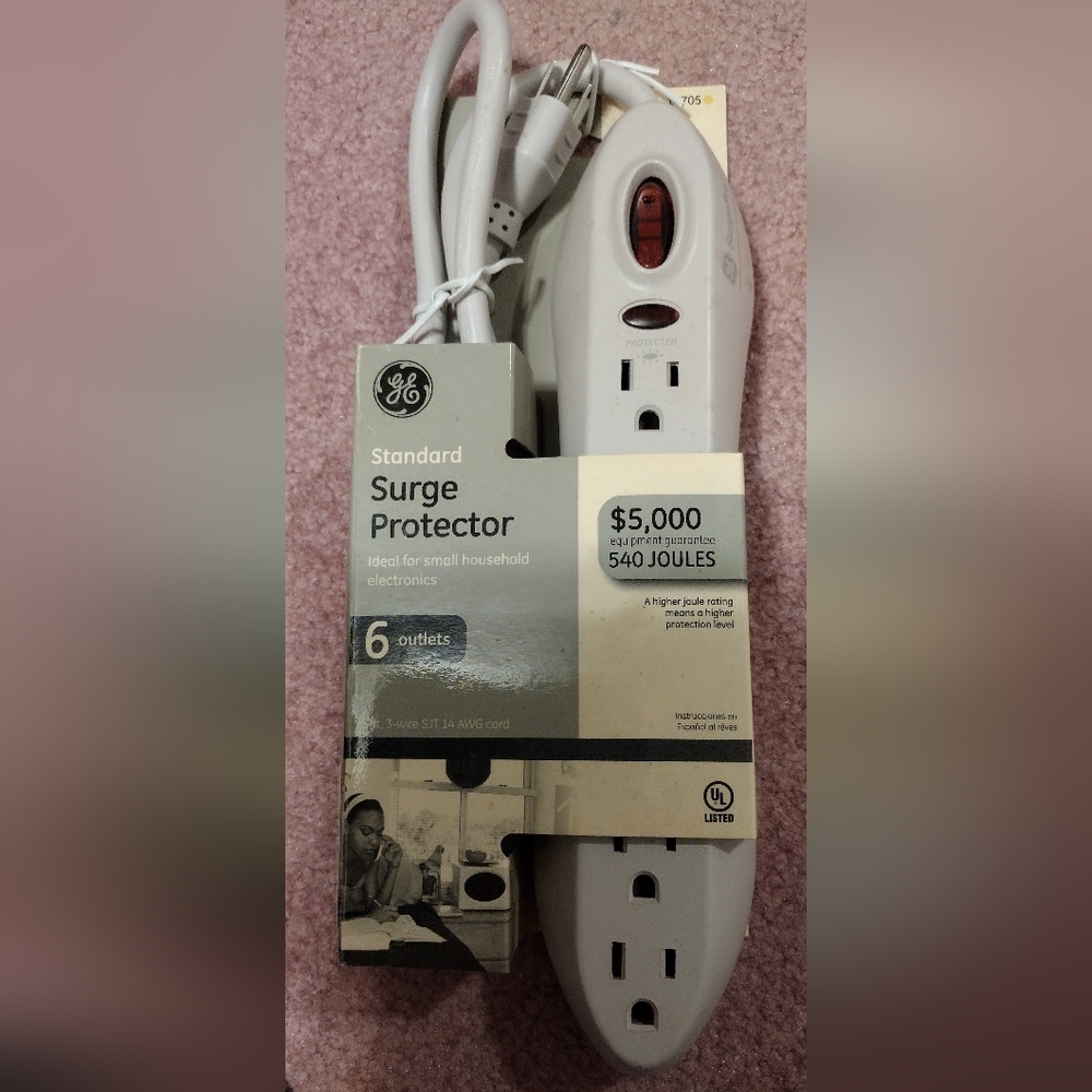 GE White Surge Protector with 6 Outlets # 14705